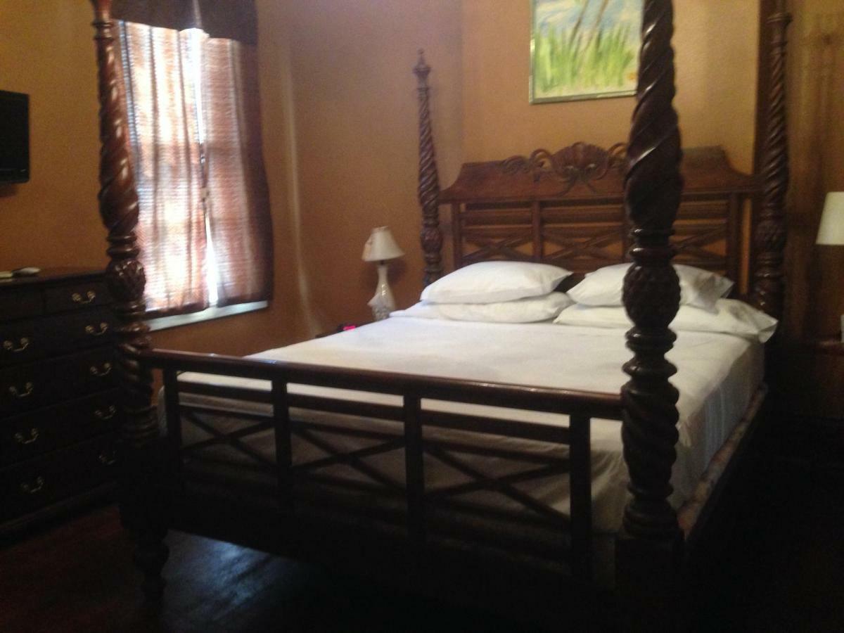 Oakview Bed And Breakfast New Orleans Exterior photo